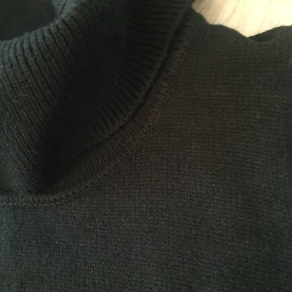 Boxy Cropped Knit Polo/Turtle neck sweater sz M - Black - Picture 9 of 15